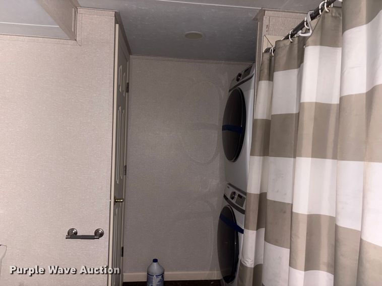 image for item FK1321 Skid mounted living quarters