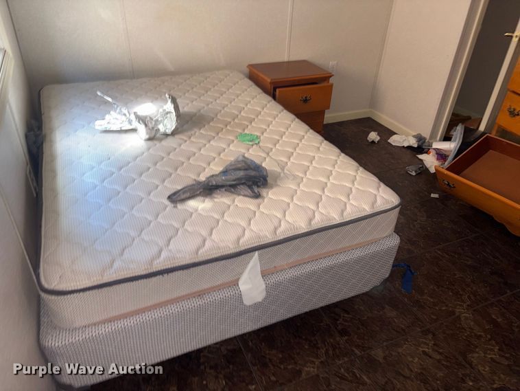 image for item FK1321 Skid mounted living quarters