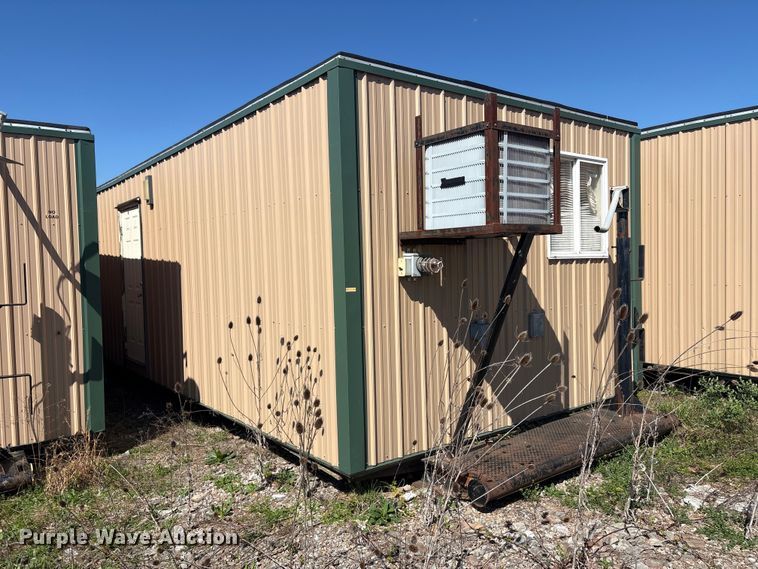 image for item FK1322 Skid mounted living quarters