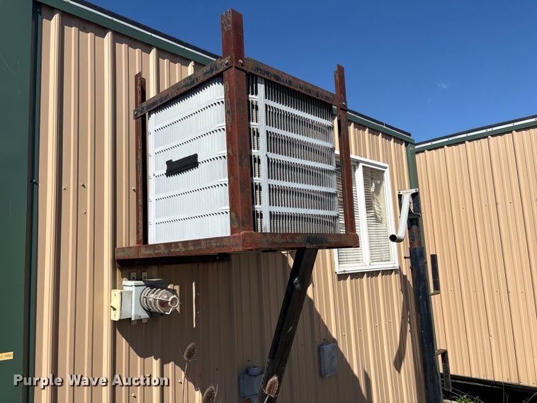 image for item FK1322 Skid mounted living quarters