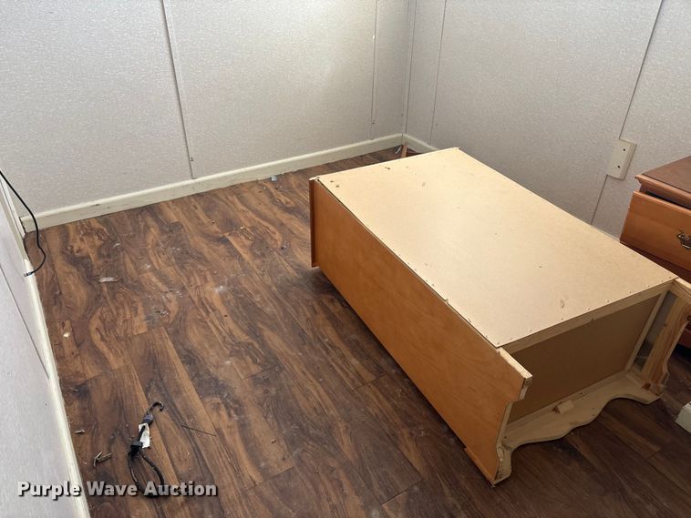image for item FK1322 Skid mounted living quarters
