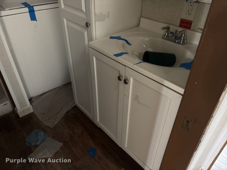 image for item FK1323 Skid mounted office