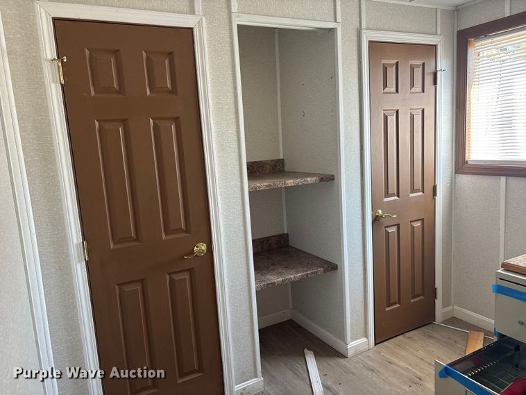 image for item FK1323 Skid mounted office