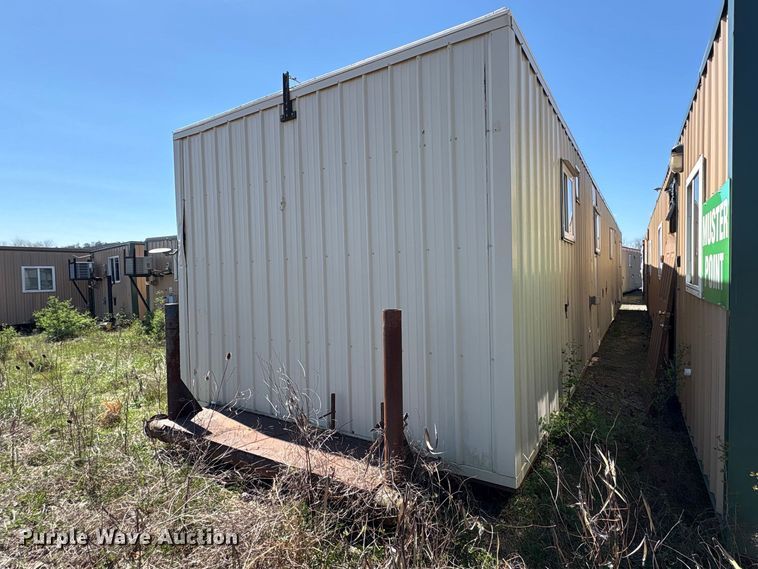 image for item FK1326 Skid mounted living quarters