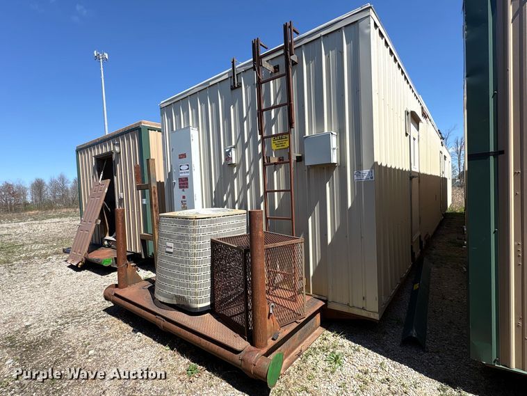 image for item FK1326 Skid mounted living quarters