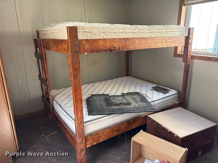 image for item FK1326 Skid mounted living quarters