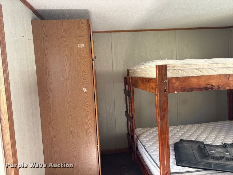 image for item FK1326 Skid mounted living quarters