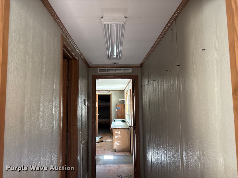image for item FK1326 Skid mounted living quarters