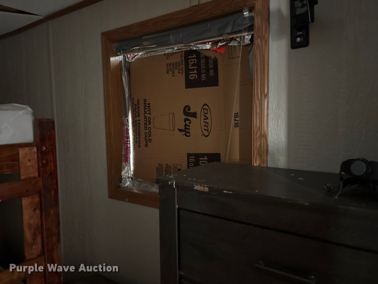 image for item FK1326 Skid mounted living quarters