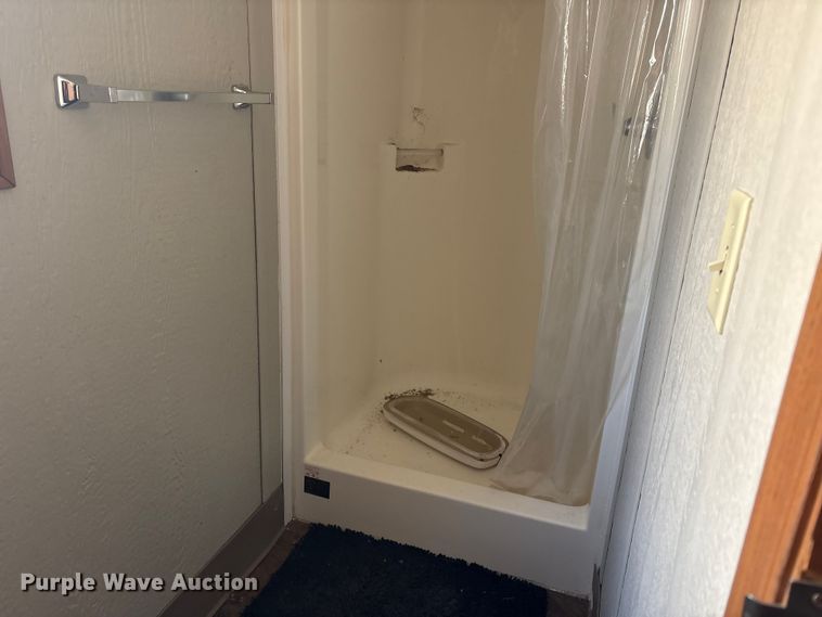 image for item FK1326 Skid mounted living quarters