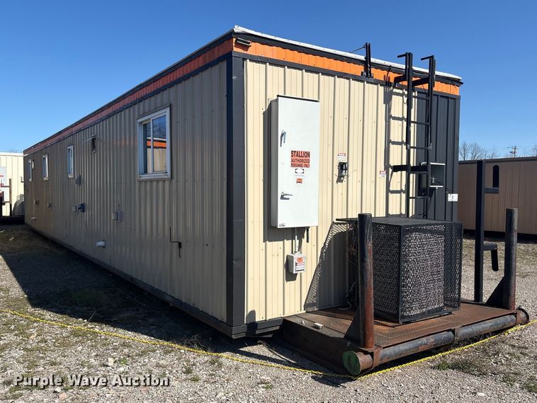 image for item FK1327 Skid mounted living quarters