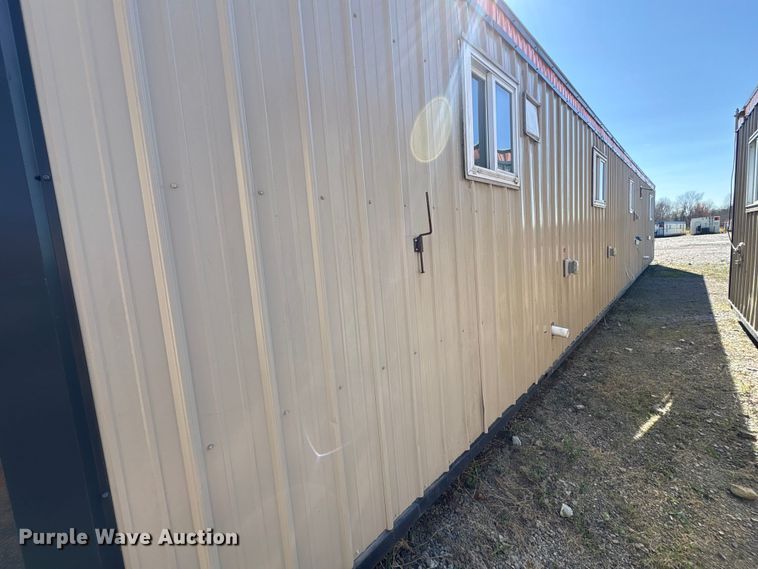 image for item FK1327 Skid mounted living quarters
