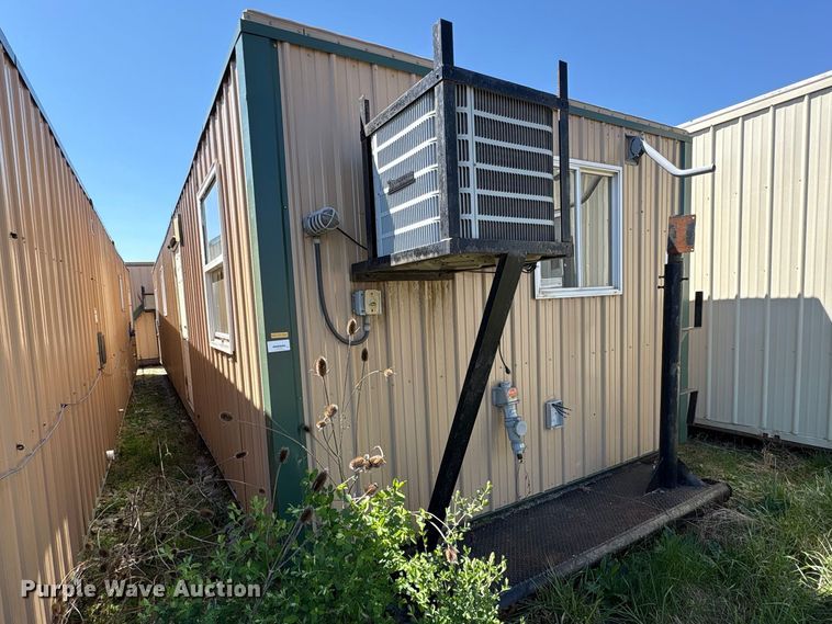 image for item FK1329 Skid mounted living quarters