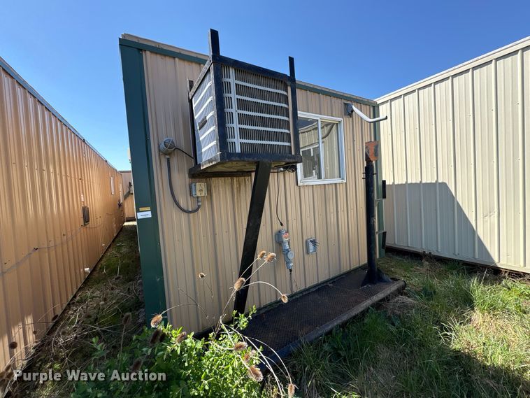 image for item FK1329 Skid mounted living quarters
