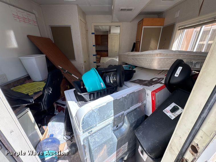 image for item FK1329 Skid mounted living quarters