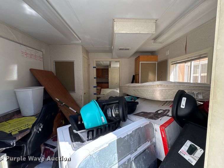 image for item FK1329 Skid mounted living quarters