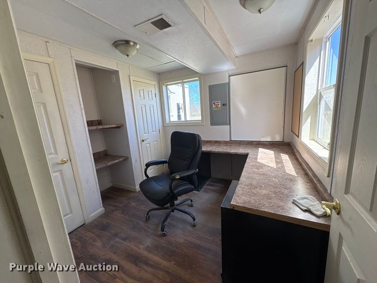 image for item FK1329 Skid mounted living quarters