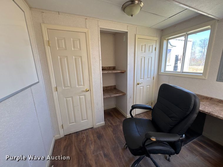 image for item FK1329 Skid mounted living quarters