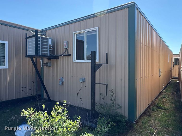 image for item FK1331 Skid mounted living quarters