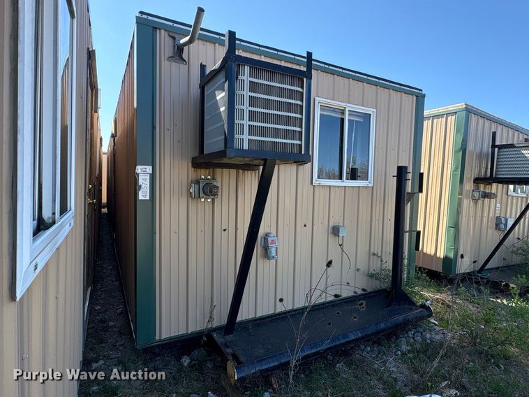 image for item FK1331 Skid mounted living quarters