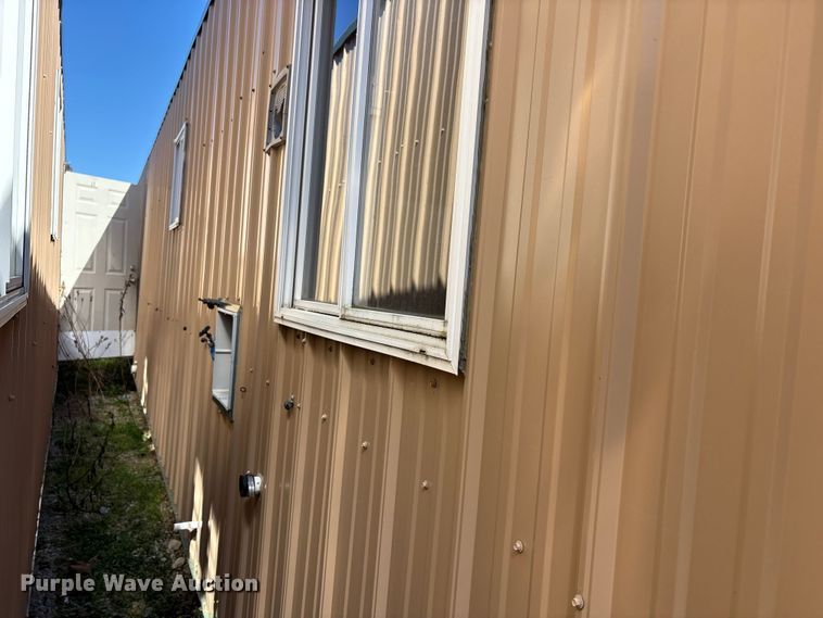 image for item FK1331 Skid mounted living quarters