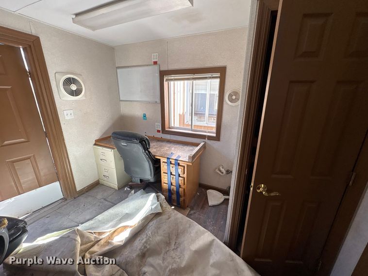 image for item FK1331 Skid mounted living quarters