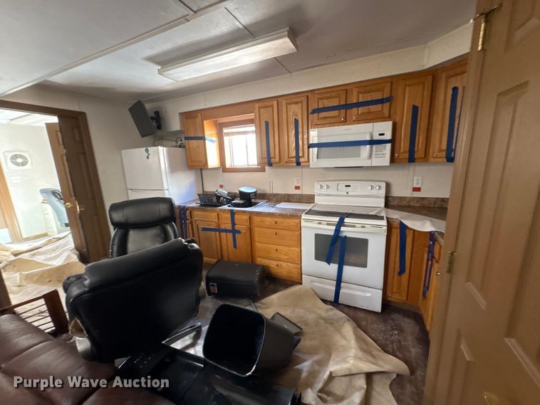 image for item FK1331 Skid mounted living quarters