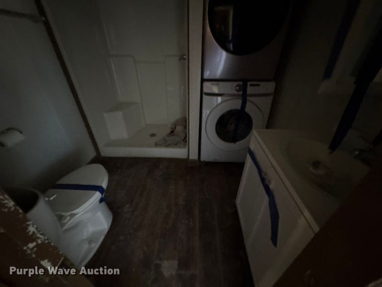 image for item FK1331 Skid mounted living quarters