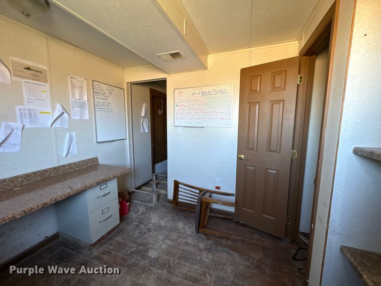 image for item FK1331 Skid mounted living quarters