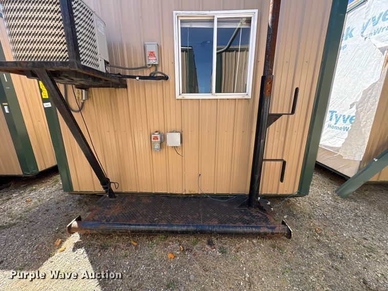 image for item FK1332 Skid mounted living quarters
