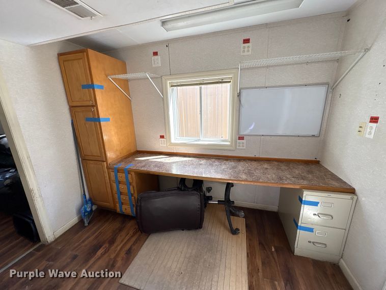 image for item FK1332 Skid mounted living quarters