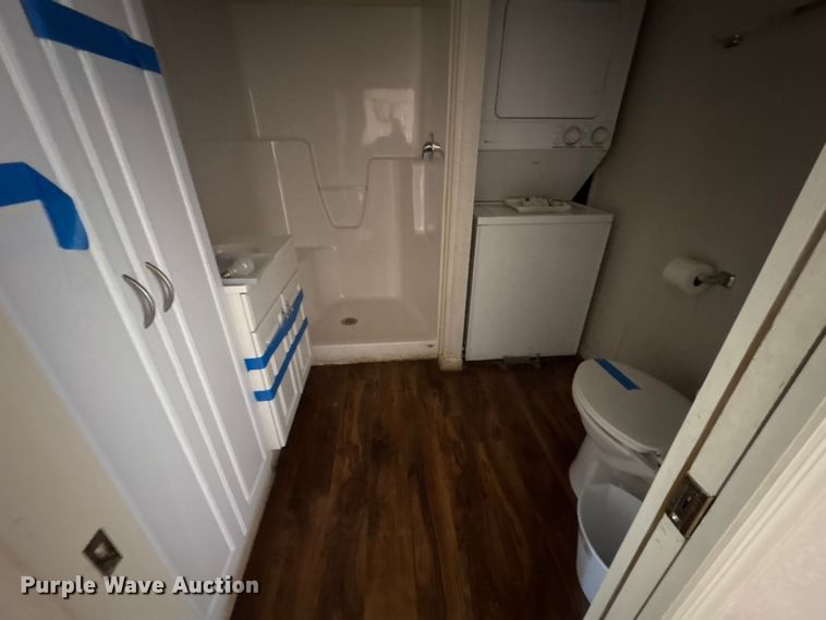 image for item FK1332 Skid mounted living quarters