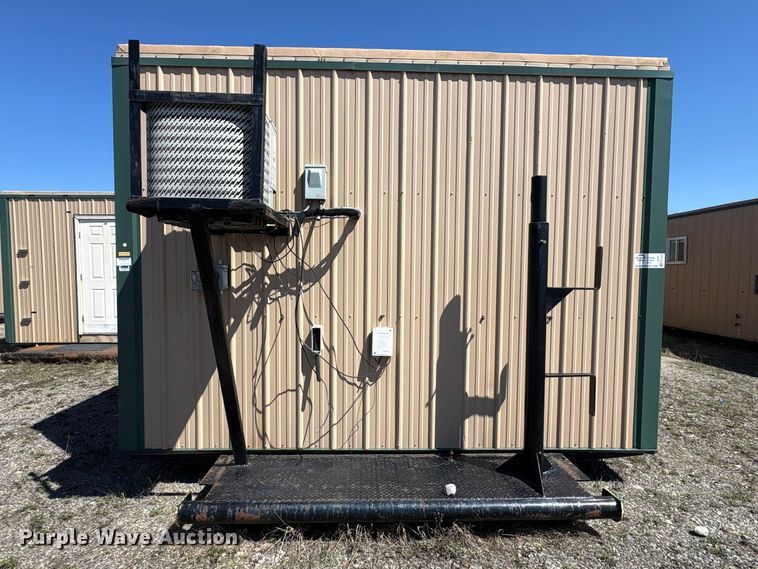 image for item FK1333 Skid mounted living quarters