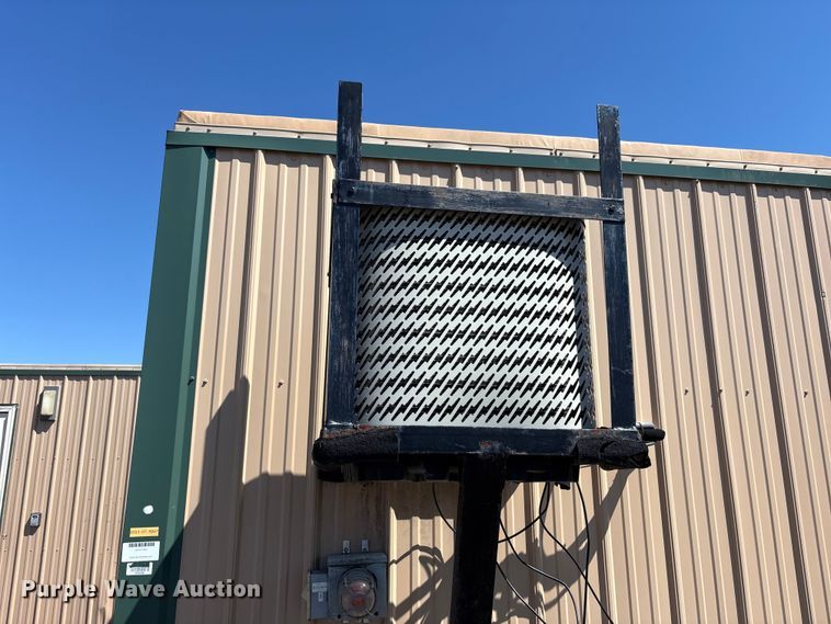 image for item FK1333 Skid mounted living quarters