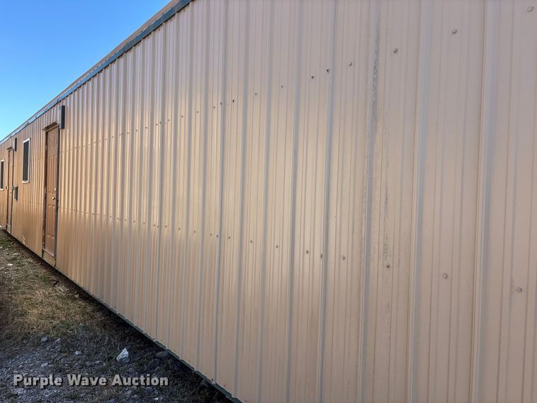 image for item FK1333 Skid mounted living quarters