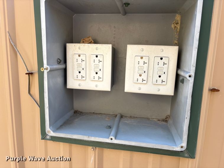 image for item FK1333 Skid mounted living quarters