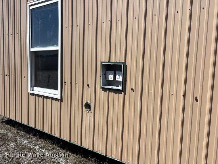 image for item FK1333 Skid mounted living quarters