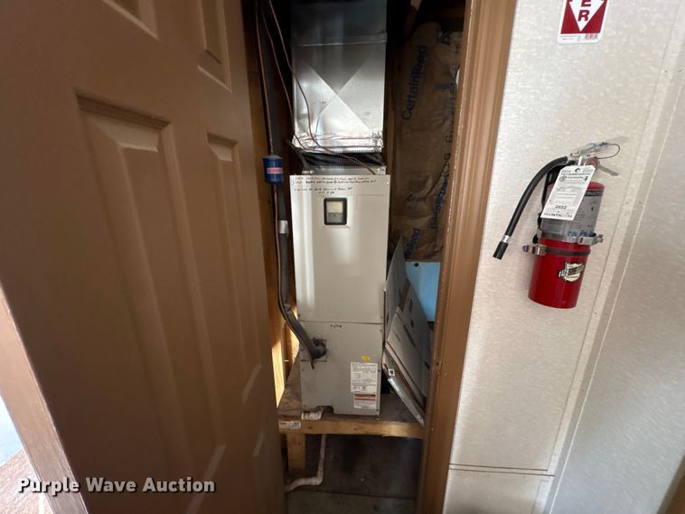 image for item FK1334 Skid mounted living quarters