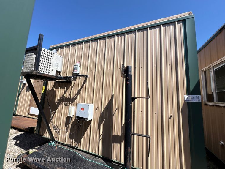 image for item FK1335 Skid mounted living quarters