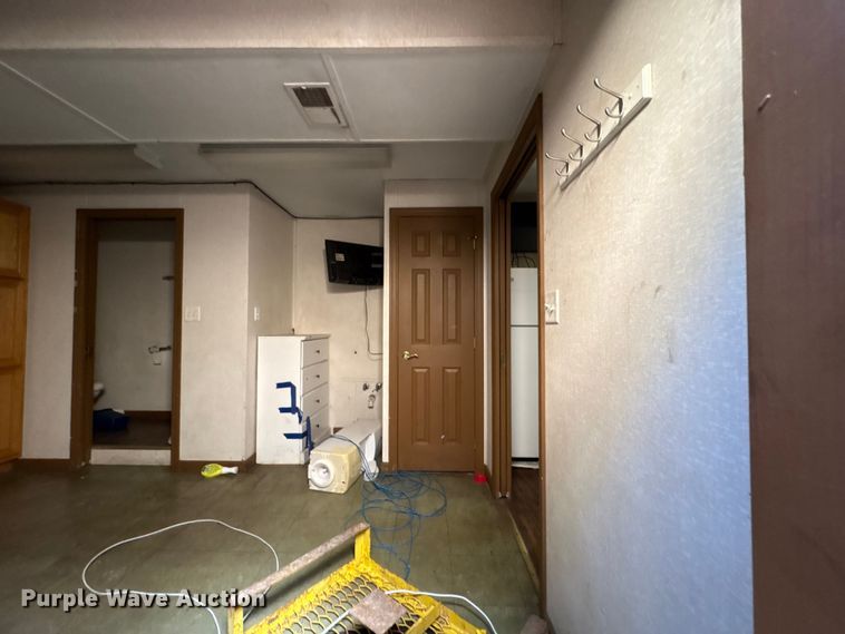 image for item FK1335 Skid mounted living quarters