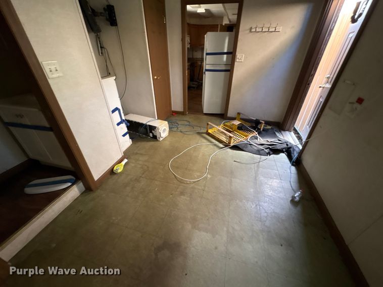 image for item FK1335 Skid mounted living quarters