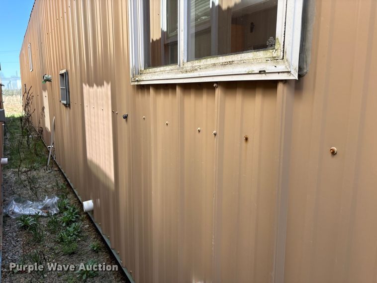 image for item FK1336 Skid mounted living quarters