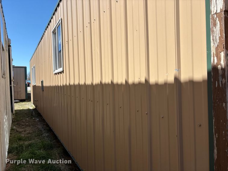 image for item FK1336 Skid mounted living quarters