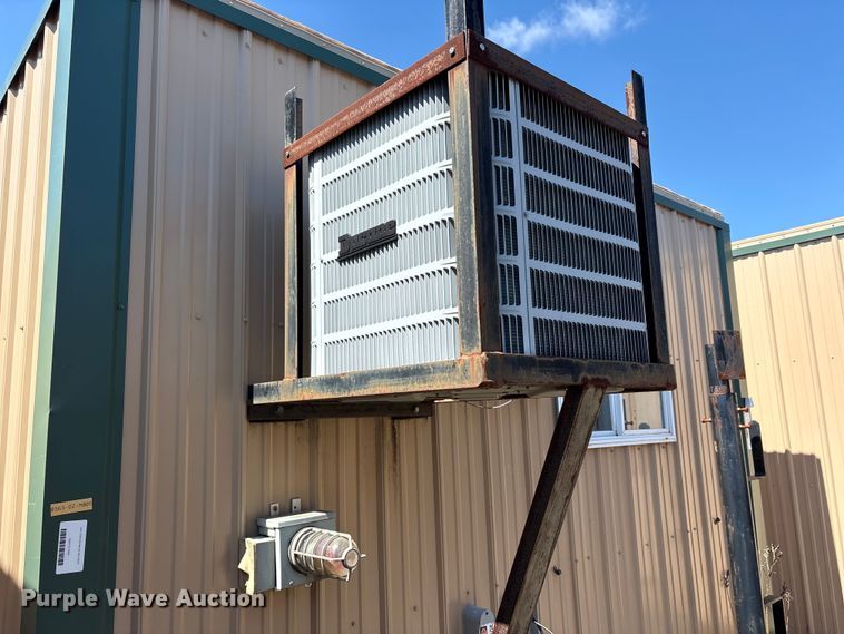image for item FK1337 Skid mounted living quarters
