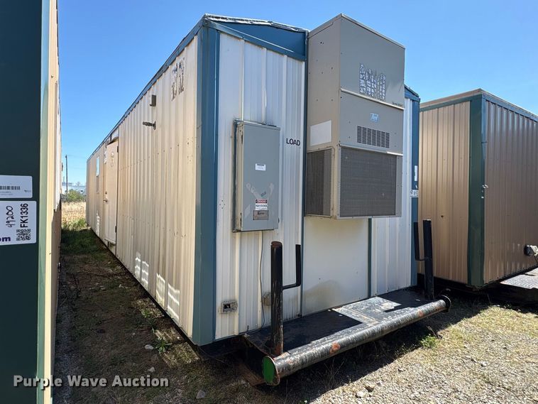 image for item FK1338 Skid mounted living quarters