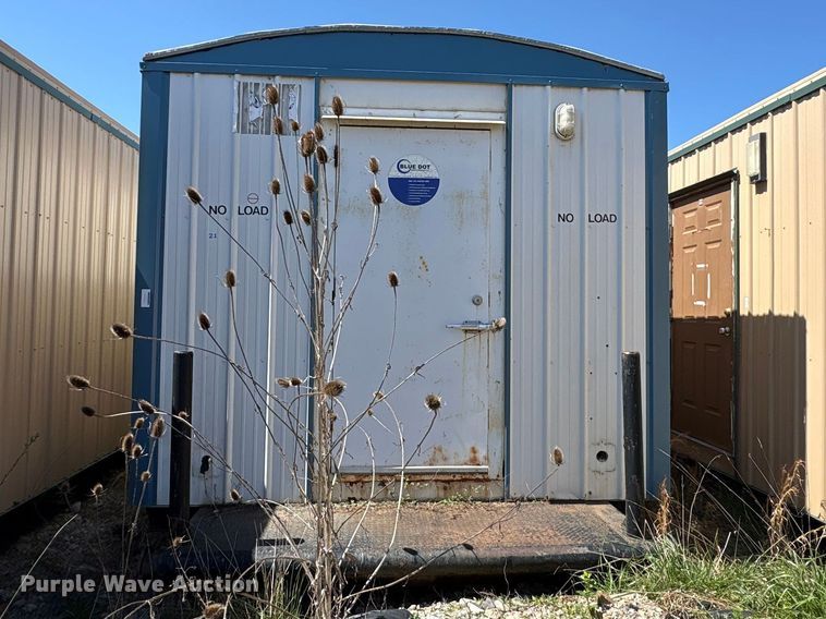 image for item FK1338 Skid mounted living quarters