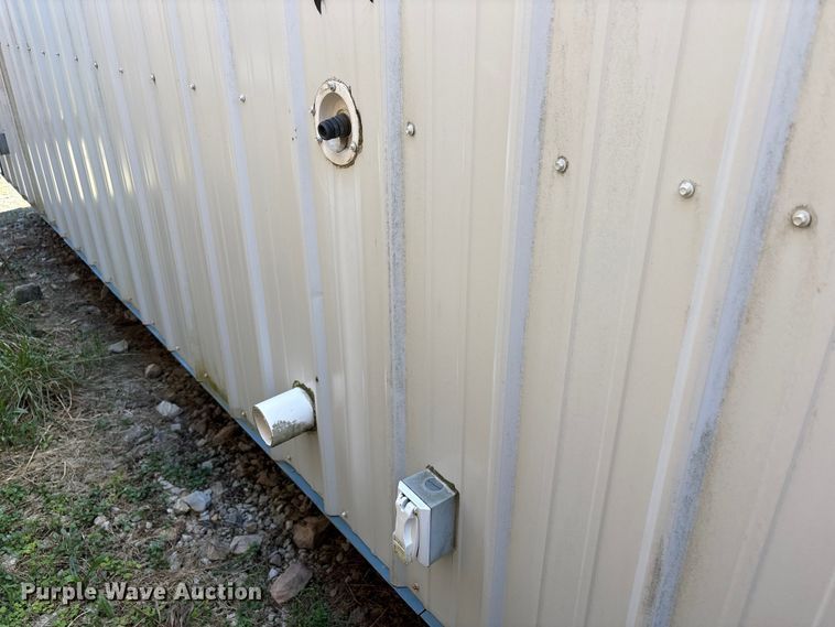 image for item FK1338 Skid mounted living quarters