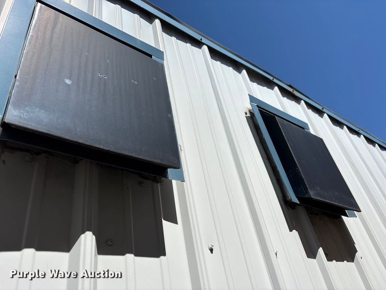 image for item FK1338 Skid mounted living quarters