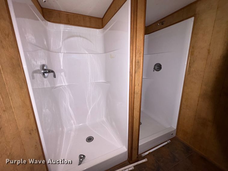 image for item FK1338 Skid mounted living quarters