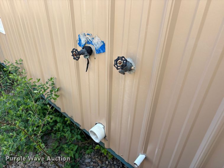 image for item FK1339 Skid mounted living quarters